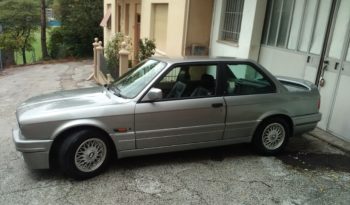BMW 320 IS E30 completo
