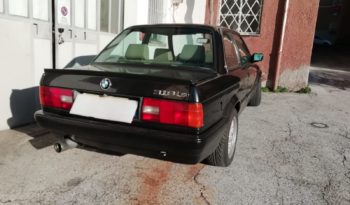 BMW 318 IS E36 completo